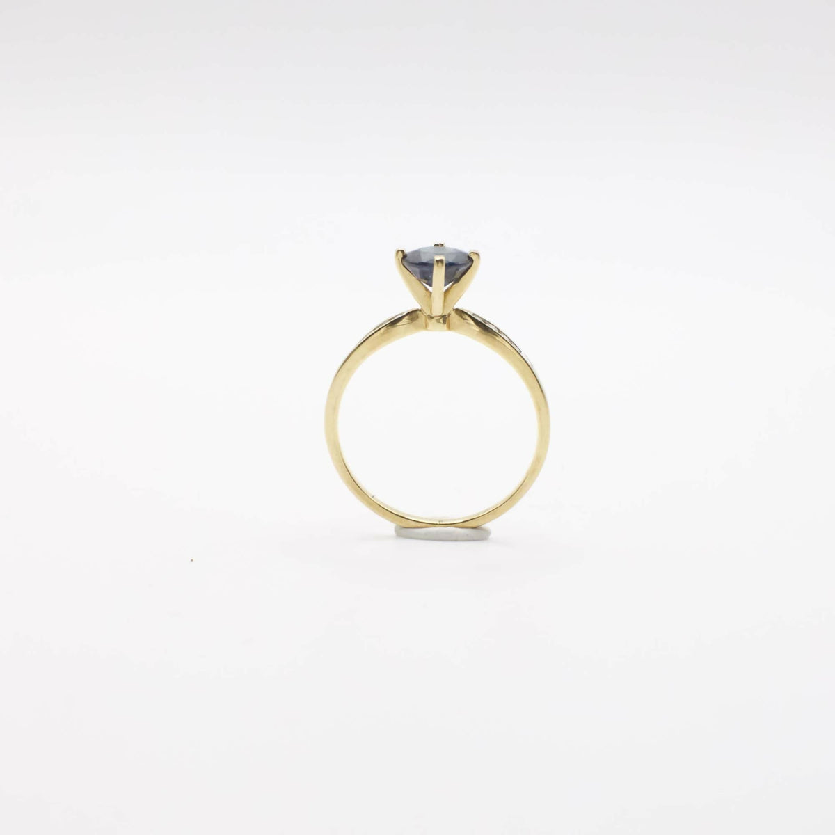 Vintage Genuine Earth Mined Sapphire and Diamond Ring In 18K Yellow Gold