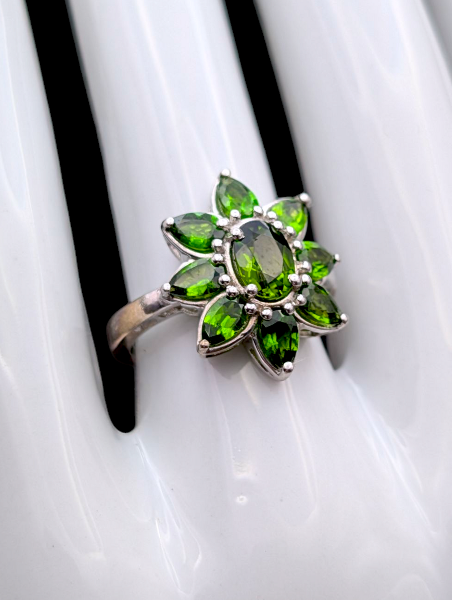 Vintage Flower Starburst Cluster Earth Mined Genuine Chrome Diopside Sterling Silver Ring