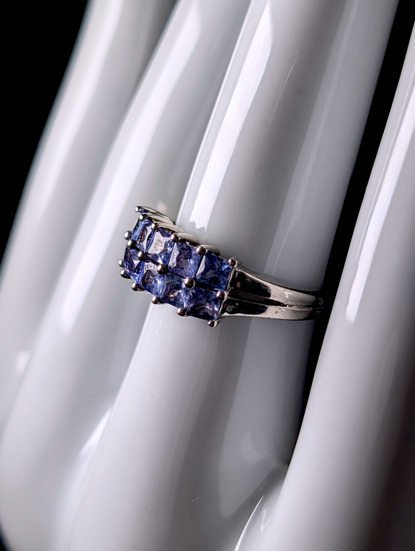 Vintage Earth Mined Genuine Tanzanite Double Row Split Shank Sterling Silver Ring