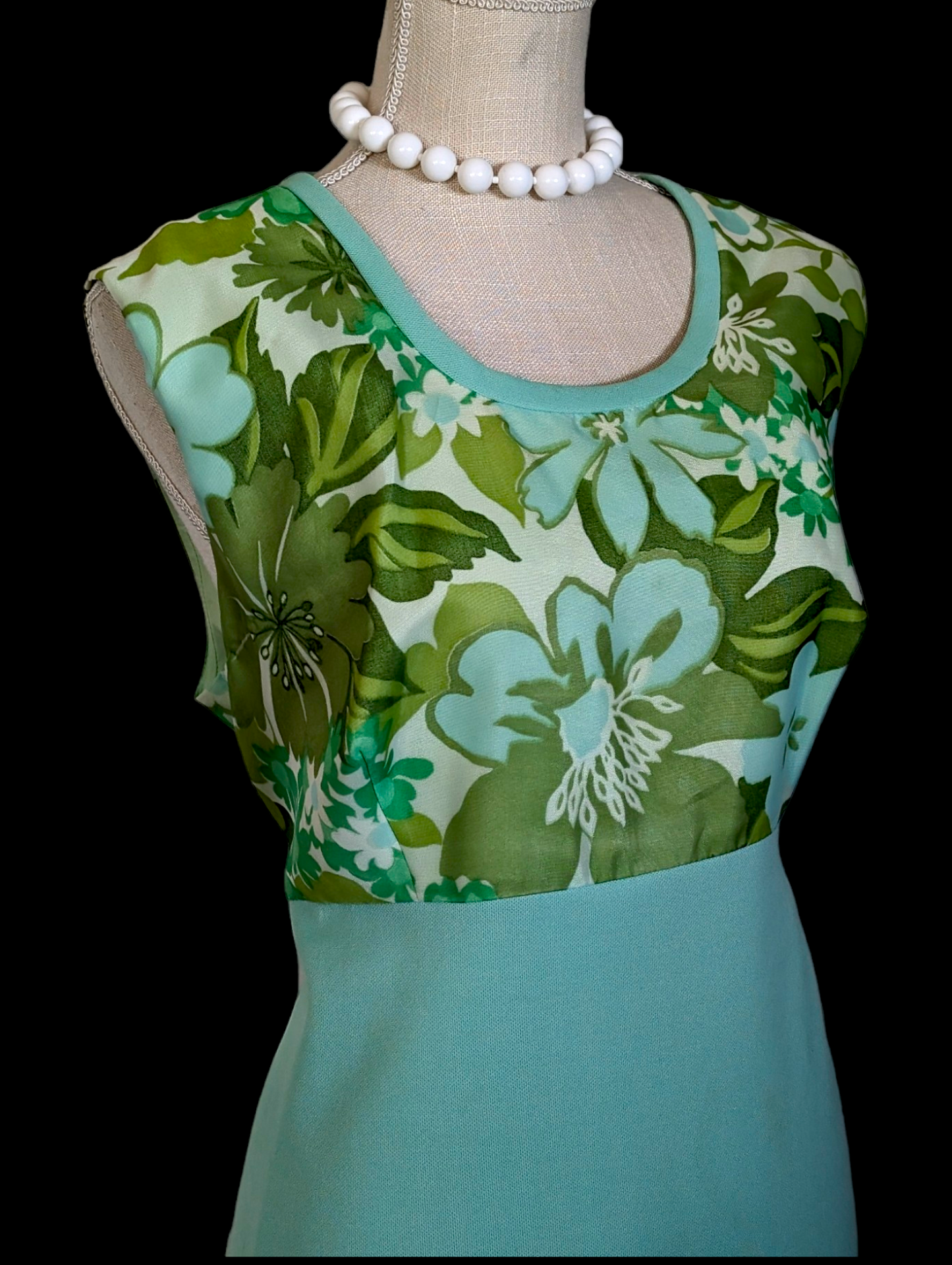 1970s "Secret Garden" Chiffon Bolero Set in Mint Green with Butterfly Collar
