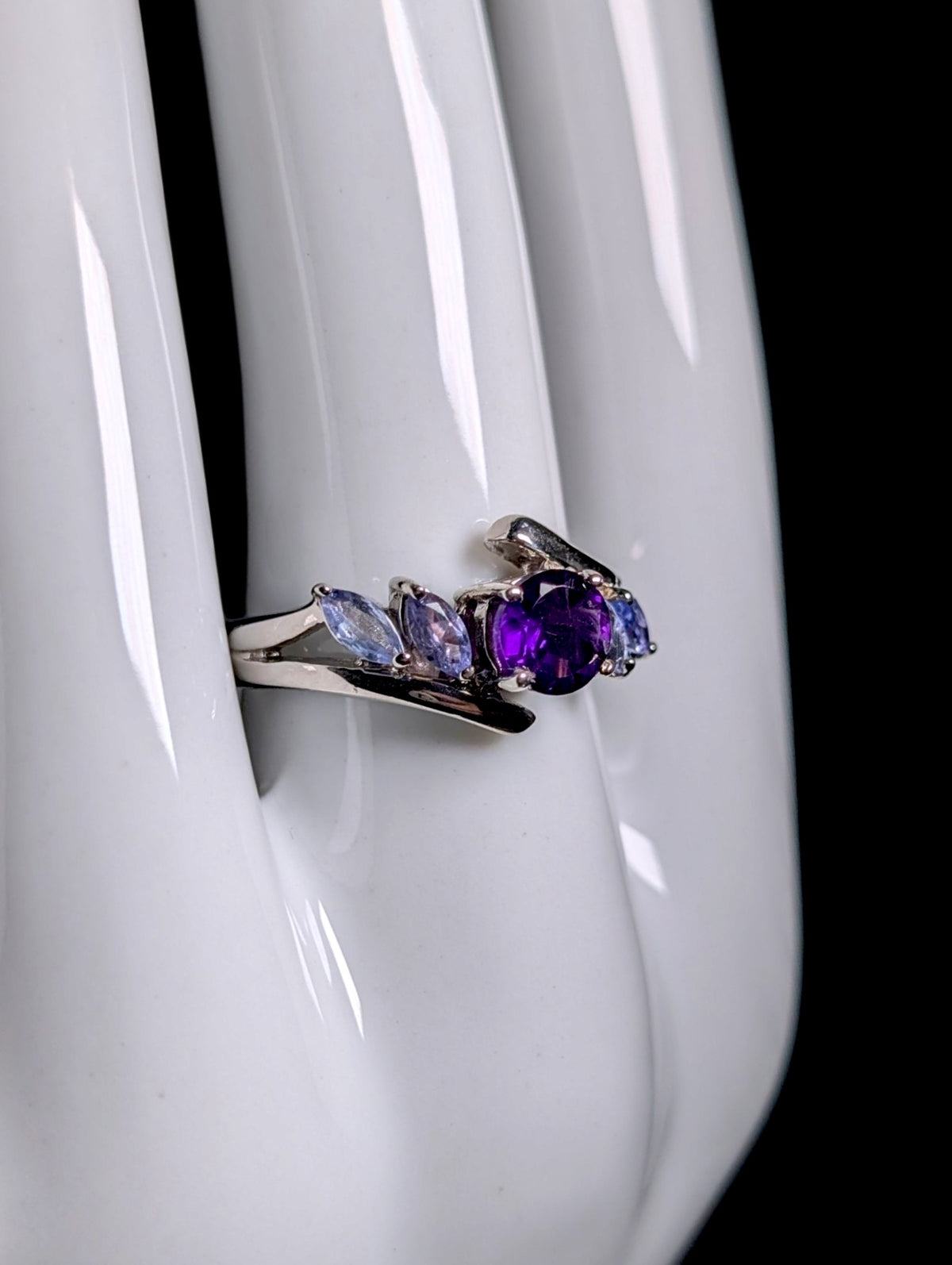Vintage Genuine Tanzanite and Amethyst Cross Over Sterling Silver Ring