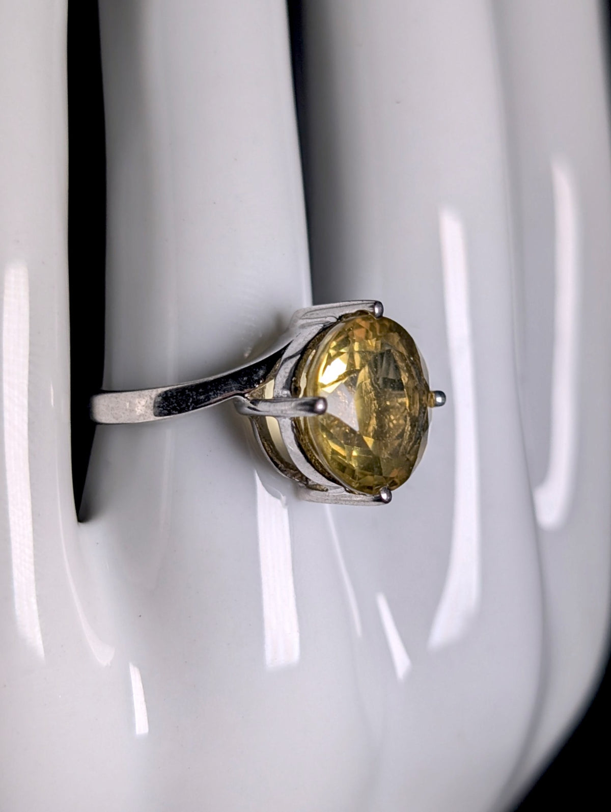 Vintage 9+ Carat Genuine Canary Yellow Citrine Solitaire Sterling Silver Ring