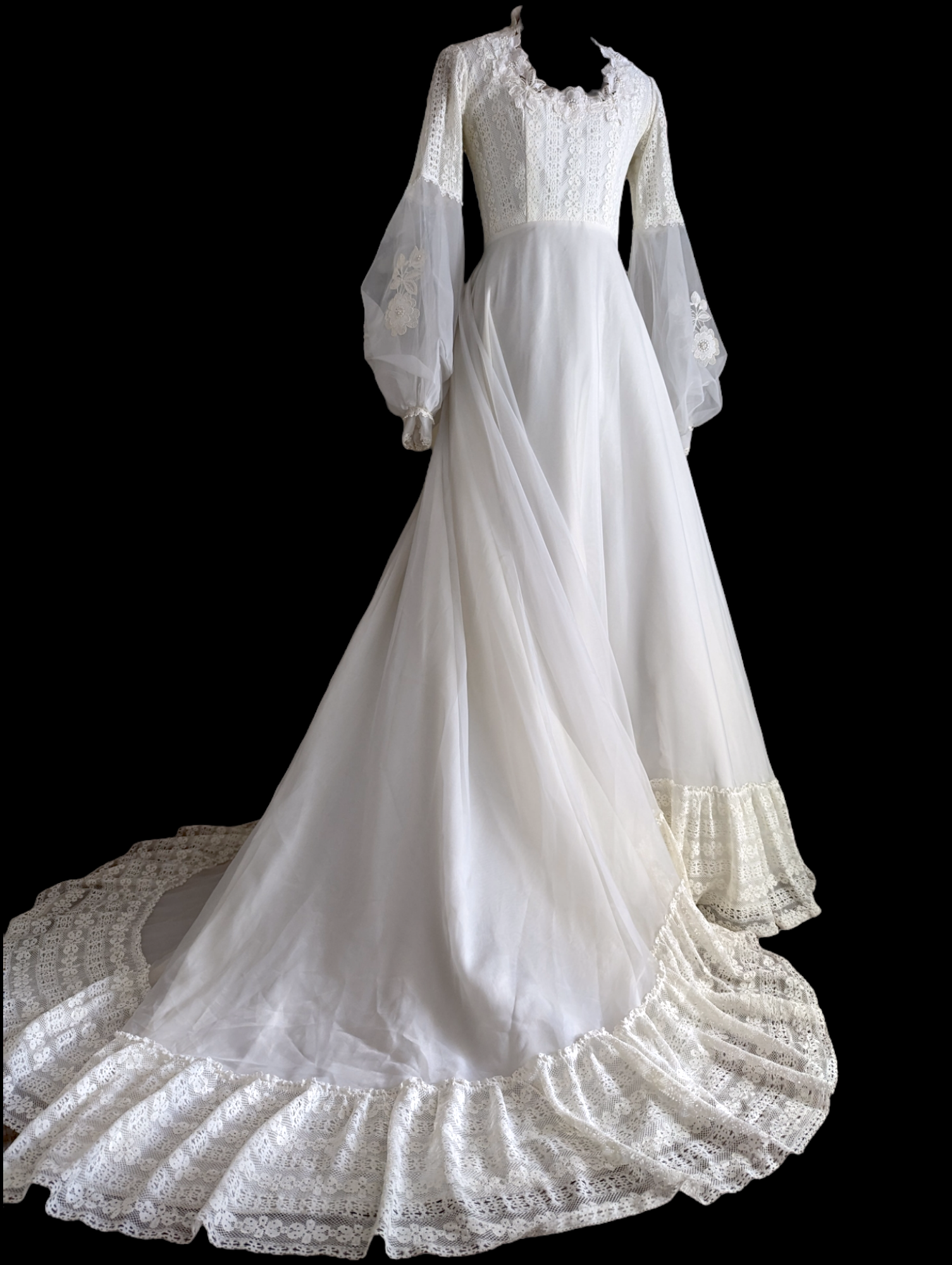 1960s Romantic Cottage Boho Style Wedding Dress with Bishop Sleeves, Q – HobbyBobbins