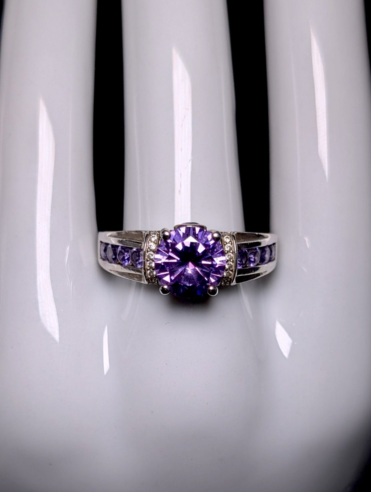 Vintage Round Cut Simulated Purple Amethyst Solitaire Sterling Silver Ring
