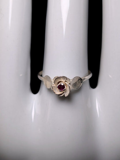 Vintage Dainty Genuine Ruby Solitaire Flower Sterling Silver Stackable Ring