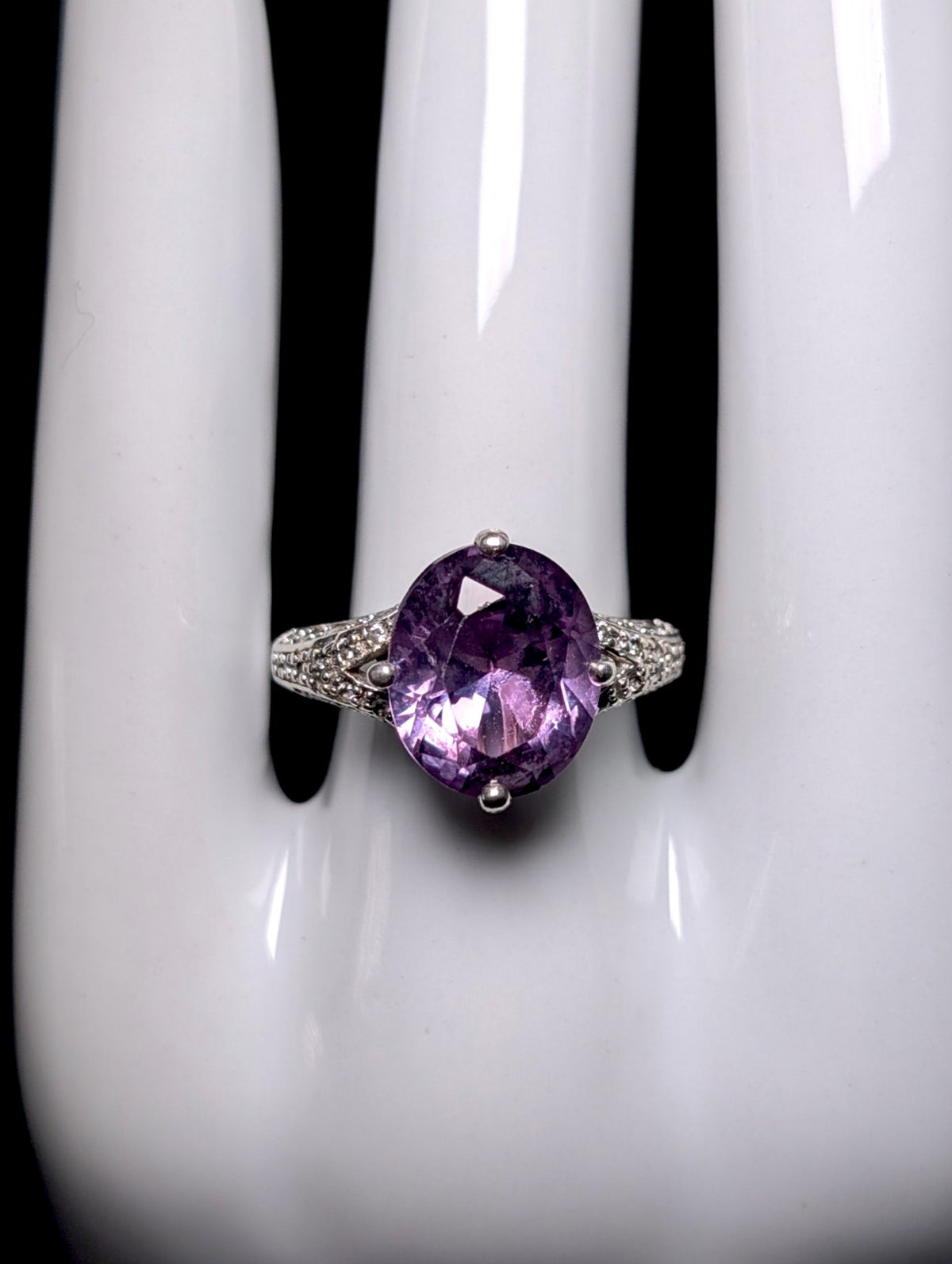 Vintage 6 Carat Oval Cut Genuine Purple Alexandrite Solitaire Sterling Silver Ring
