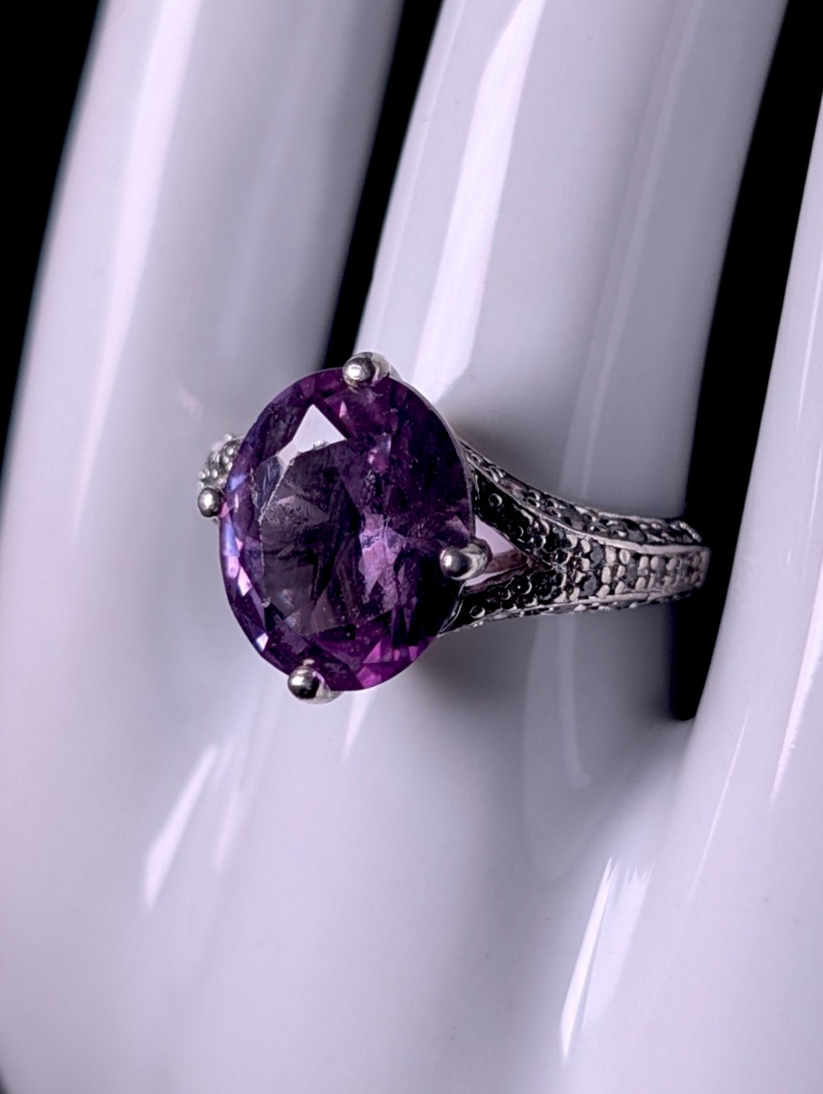 Vintage 6 Carat Oval Cut Genuine Purple Alexandrite Solitaire Sterling Silver Ring