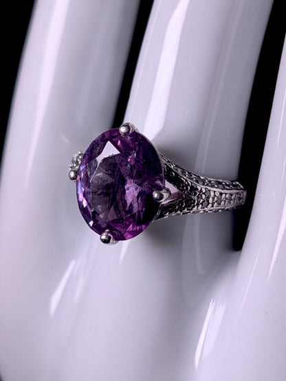 Vintage 6 Carat Oval Cut Genuine Purple Alexandrite Solitaire Sterling Silver Ring