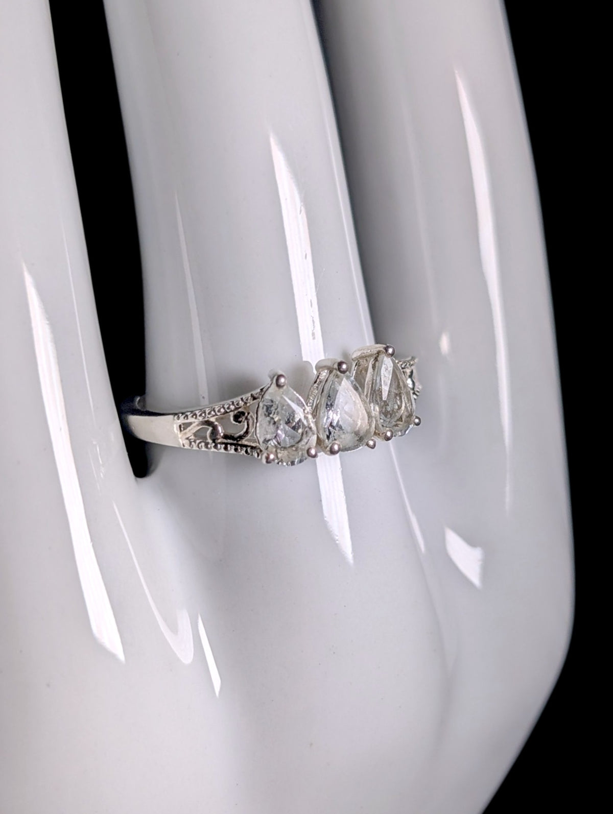 Vintage 3 Stone Pear Cut Genuine Aquamarine Sterling Silver Band Ring