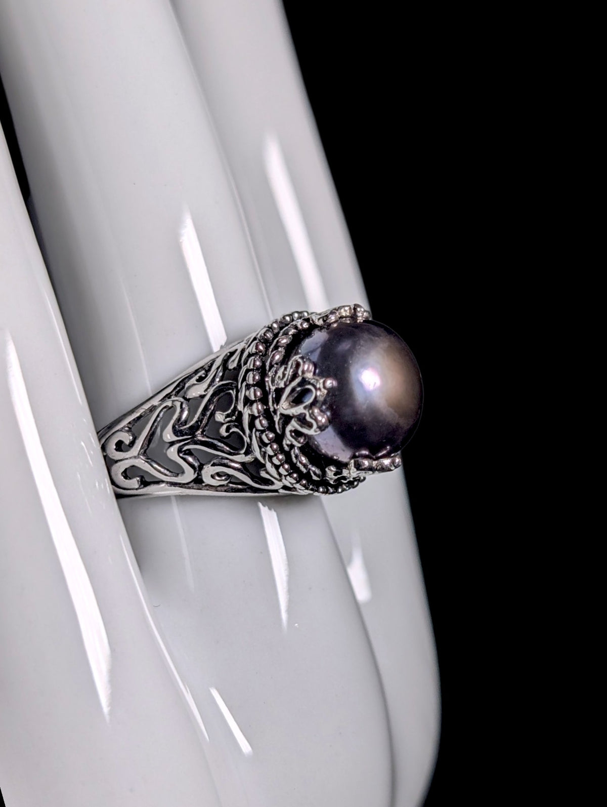 Vintage Genuine Black Pearl Sterling Silver Filigree Ring