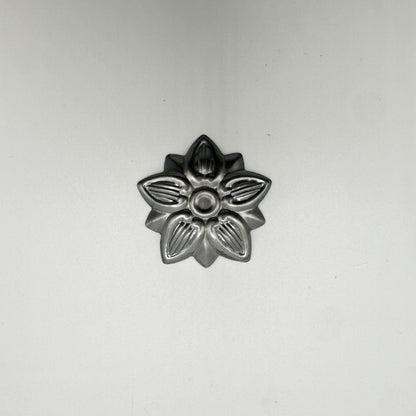 Steel Trunk Rosette: Classic Decorative Ornament for Antique Trunk Restoration