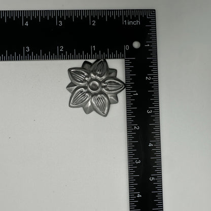 Steel Trunk Rosette: Classic Decorative Ornament for Antique Trunk Restoration