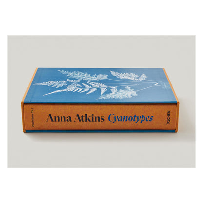 Anna Atkins. Cyanotypes (German, French, English) (FFE)
