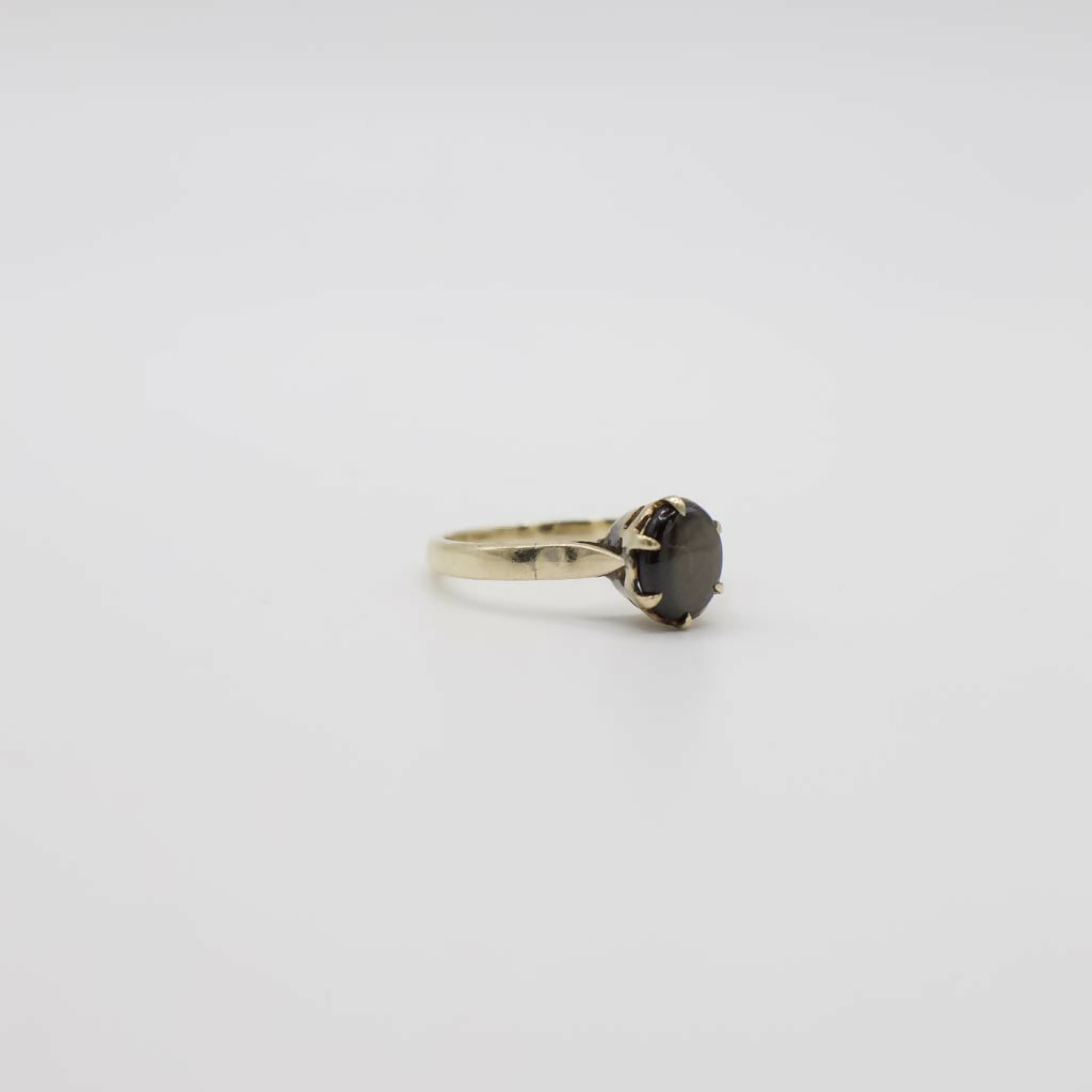 Vintage Genuine Earth Mined Brown Star Sapphire in 14K Yellow Gold