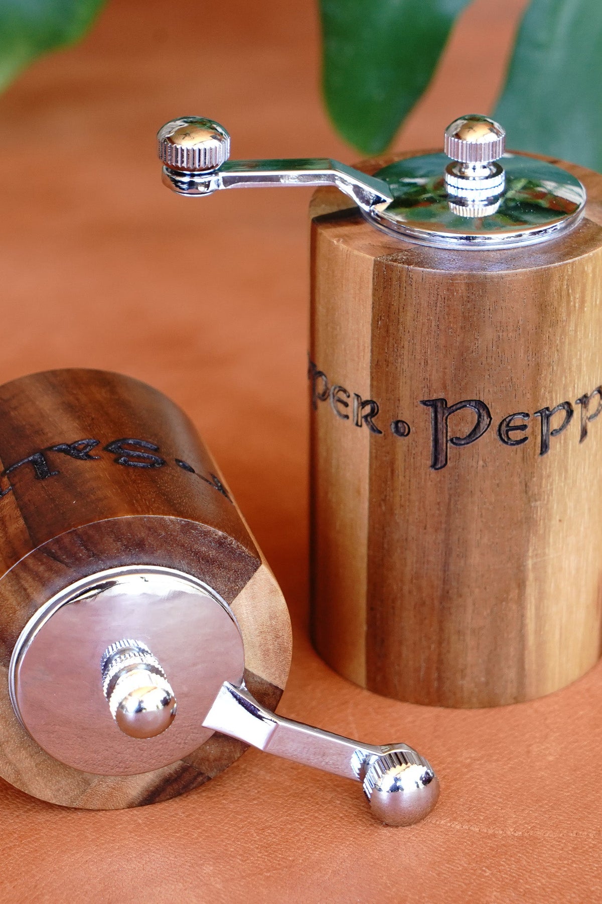 Rustic Wooden Salt and Pepper Grinder Set | Handcrafted Crank Mills for Kitchen & Dining Gifts