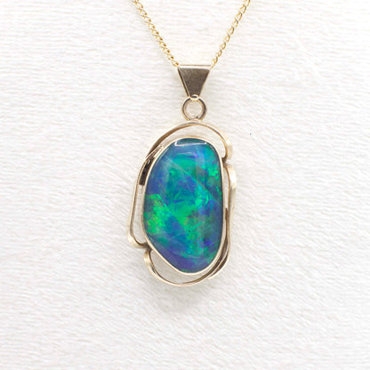 Vintage 9K Yellow Gold and Genuine Opal Triplet Pendant