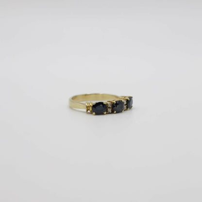Vintage Genuine Diamond and Sapphire Ring In 14K Yellow Gold