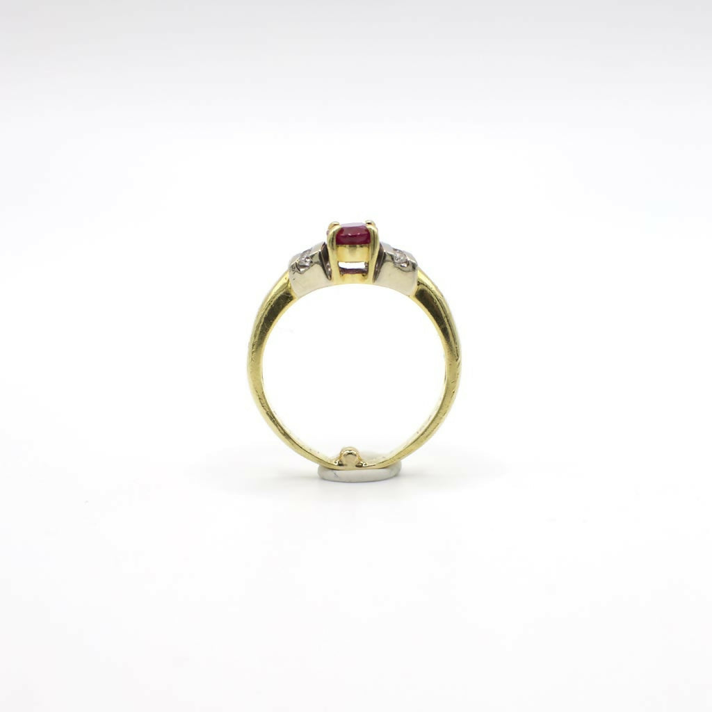 Vintage Genuine Diamond and Ruby Ring in 18K Yellow Gold