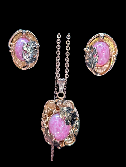 Mid-Century Modern Whiting and Davis Pink Art Glass Necklace and Earring Set