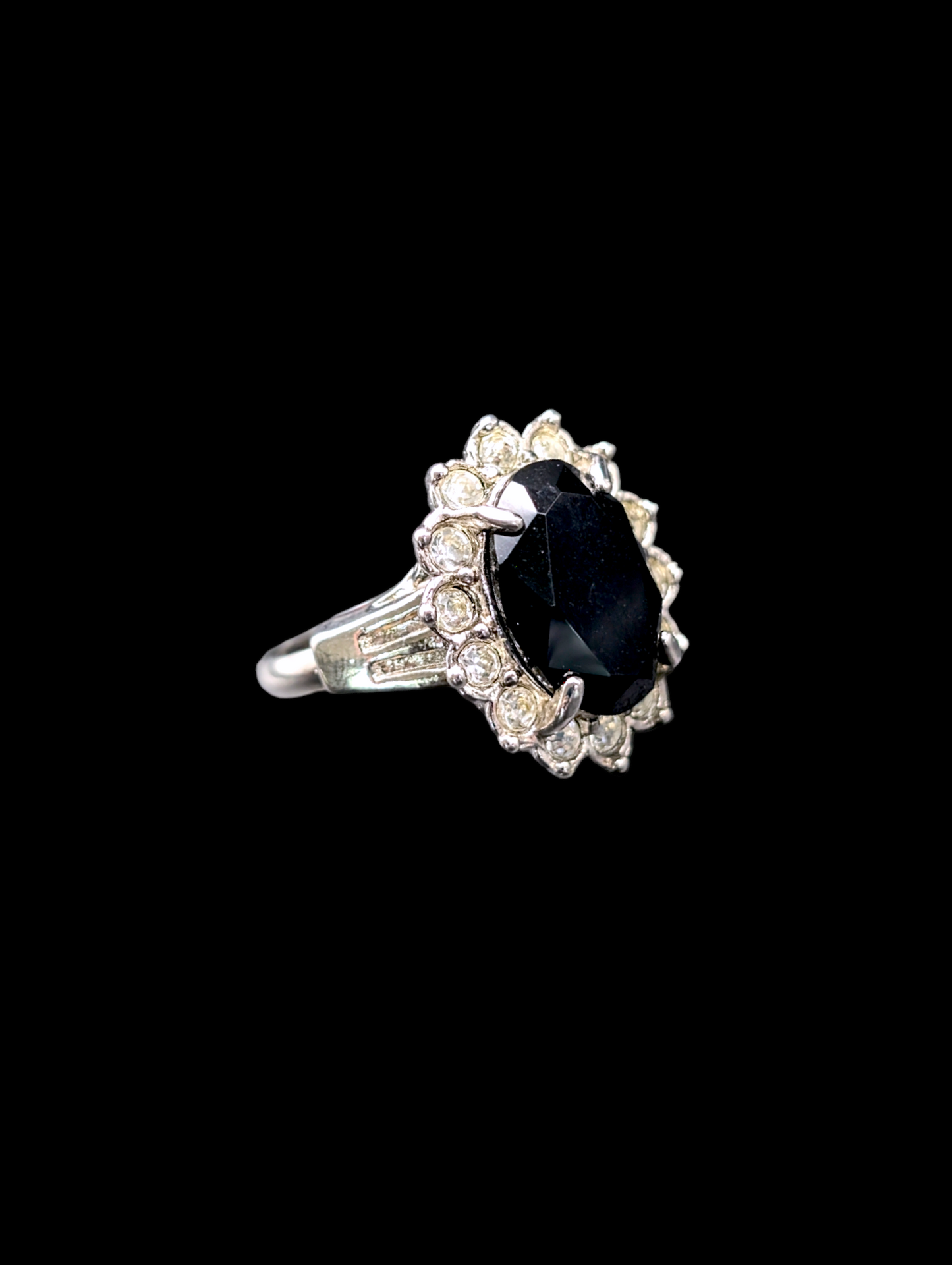 Vintage Halo Black Oval Avon Ring