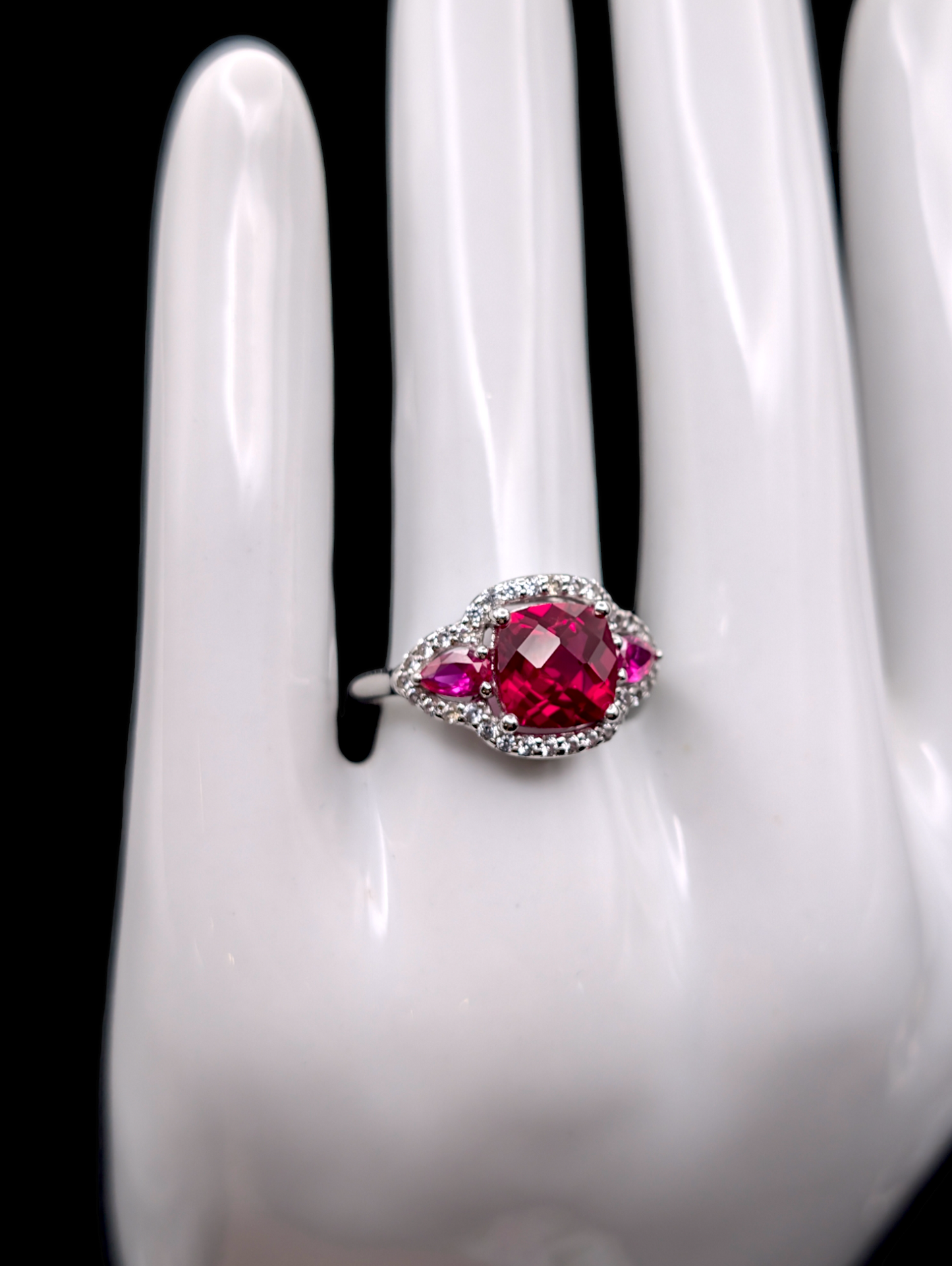 Vintage Genuine Designer Cut Ruby with Pear Shaped Pink Sapphires and White Topaz Gemstones 925 Ring