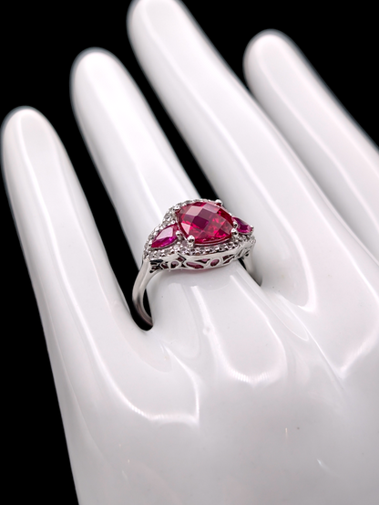 Vintage Genuine Designer Cut Ruby with Pear Shaped Pink Sapphires and White Topaz Gemstones 925 Ring