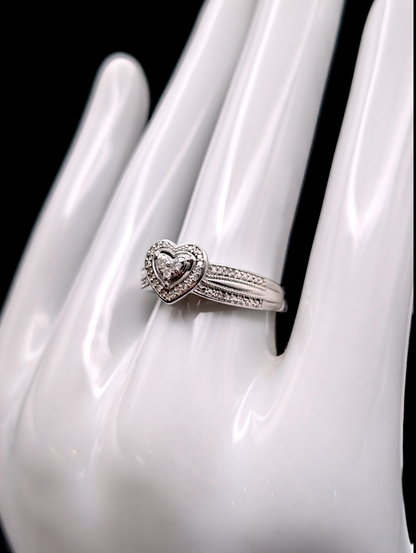 Vintage Genuine Diamond Heart Shaped Cluster 925 Silver Ring