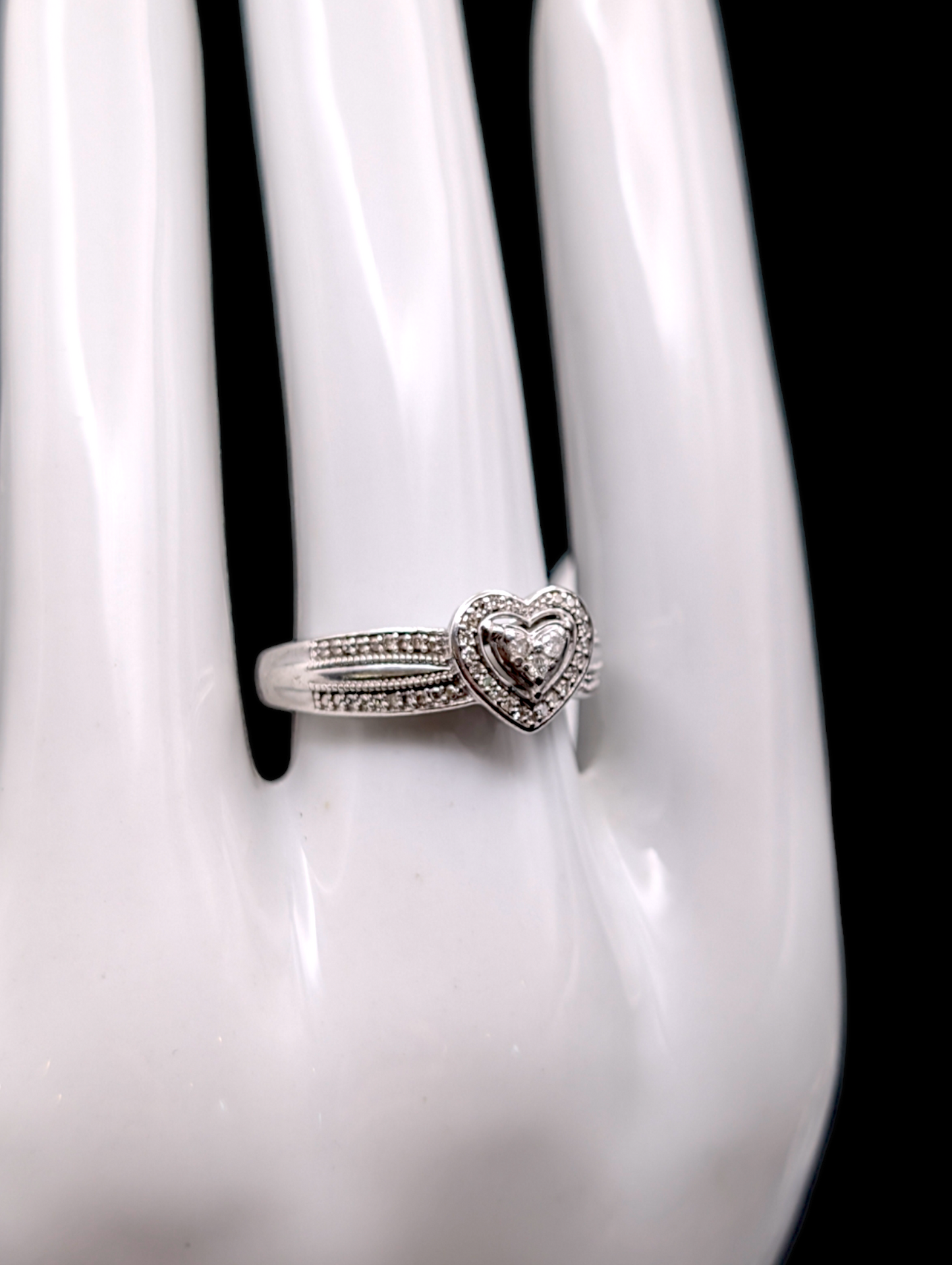 Vintage Genuine Diamond Heart Shaped Cluster 925 Silver Ring