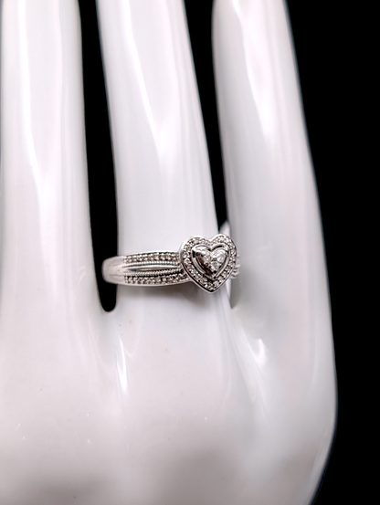 Vintage Genuine Diamond Heart Shaped Cluster 925 Silver Ring