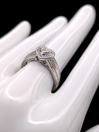 Vintage Genuine Diamond Heart Shaped Cluster 925 Silver Ring
