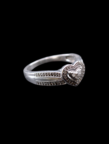Vintage Genuine Diamond Heart Shaped Cluster 925 Silver Ring