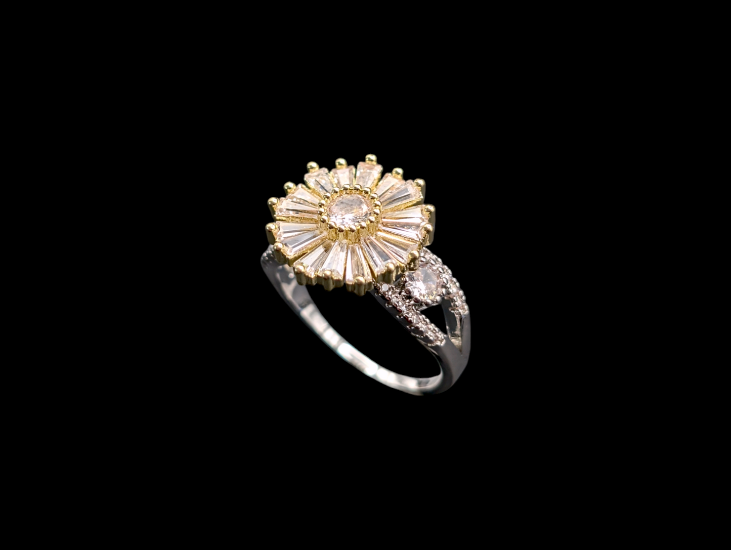 Vintage Art Deco Inspired Simulated Diamond Starburst Staggered Cocktail Ring