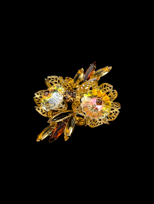 1950s - 1960s Mid-century Modern Amber Aurora Borealis Gold Filigree Flower Buds Brooch Pin