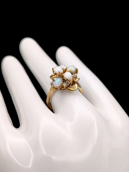 Vintage 14kt GE Gold and Opal Cluster Ring