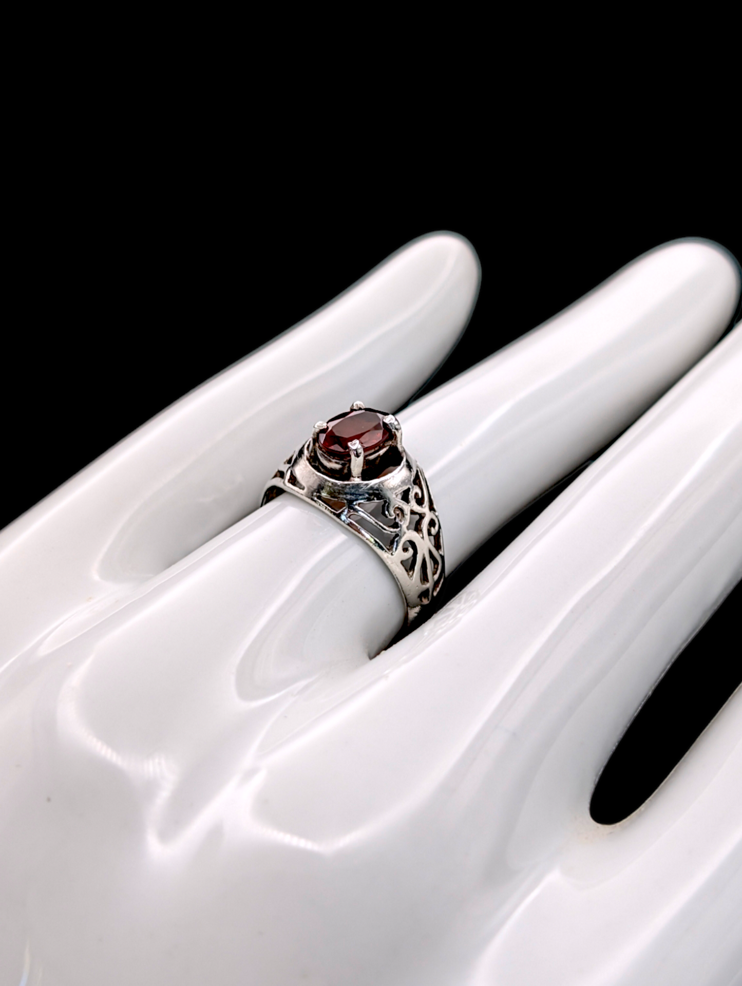 Vintage Solitaire Garnet Filigree Sterling Silver Pinky Statement Ring