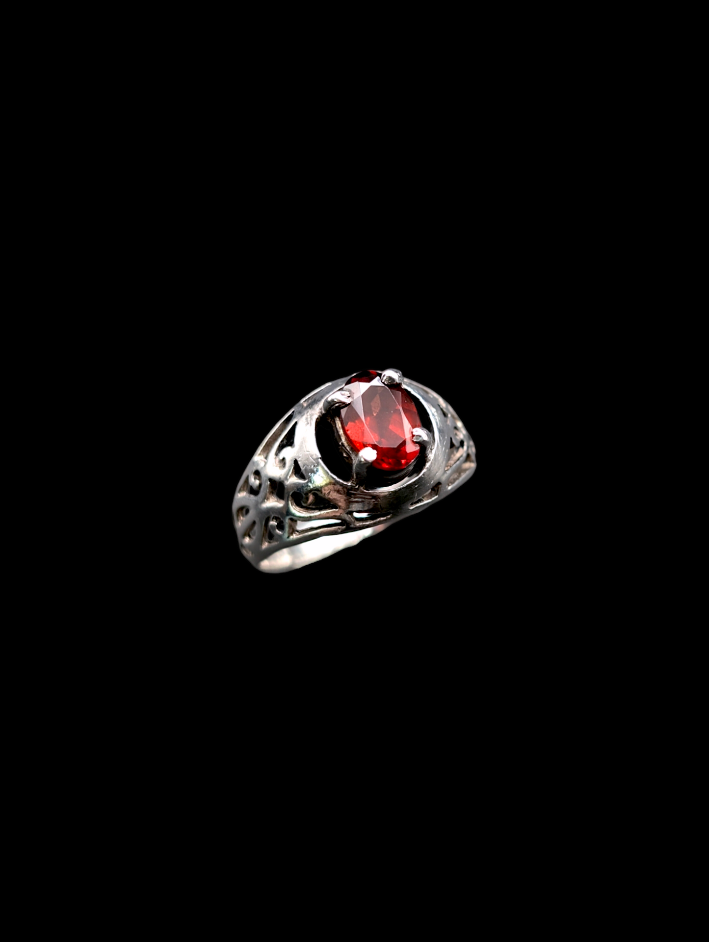 Vintage Solitaire Garnet Filigree Sterling Silver Pinky Statement Ring