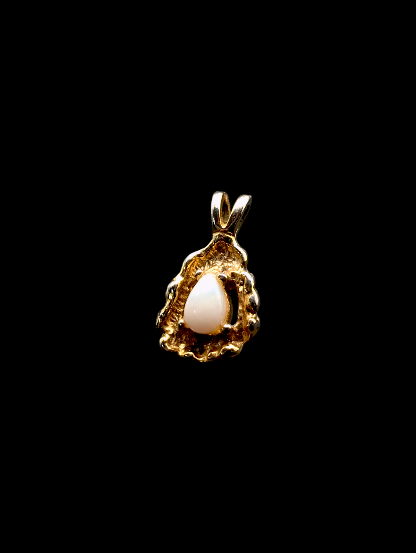 Vintage Ronte' of Beverly Hills Gold Opal Pendant