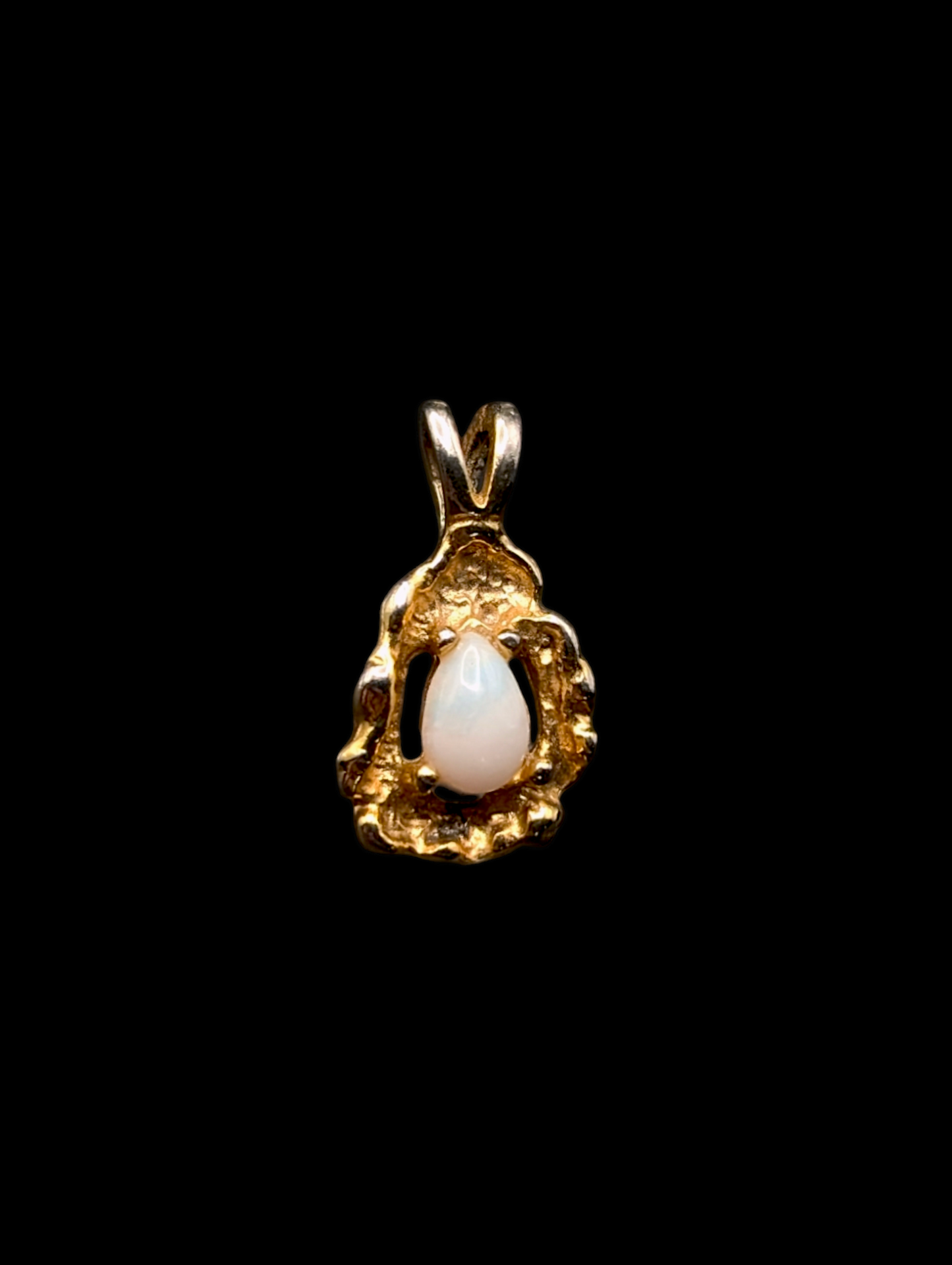 Vintage Ronte' of Beverly Hills Gold Opal Pendant