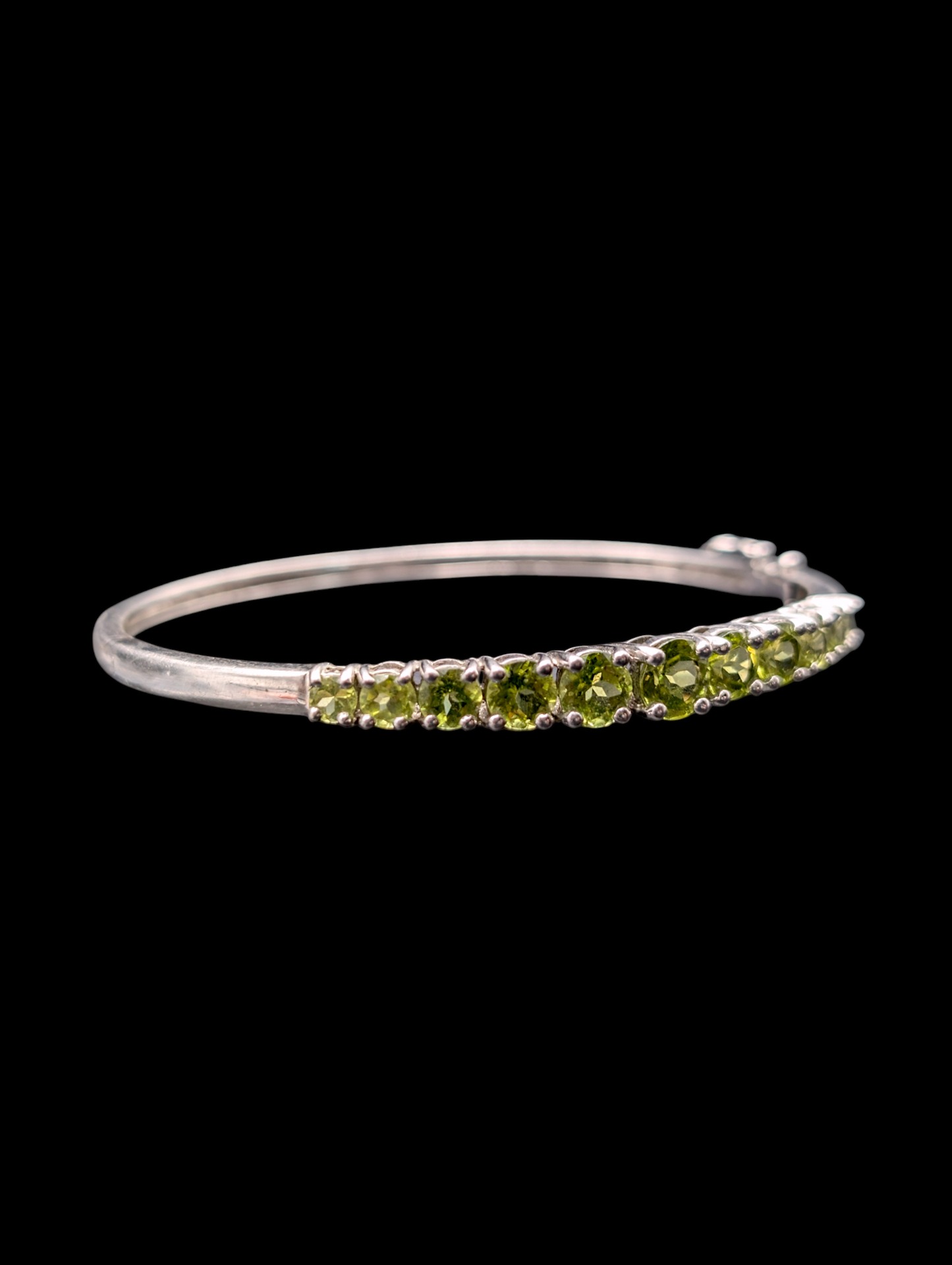 Vintage Graduating Genuine Peridot Hinged Sterling Silver Bangle Bracelet