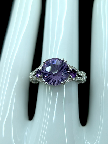 Vintage Stunning 3.9 Carat Concave Checkerboard Cut Genuine Amethyst and White Topaz Filigree Sterling Silver Ring