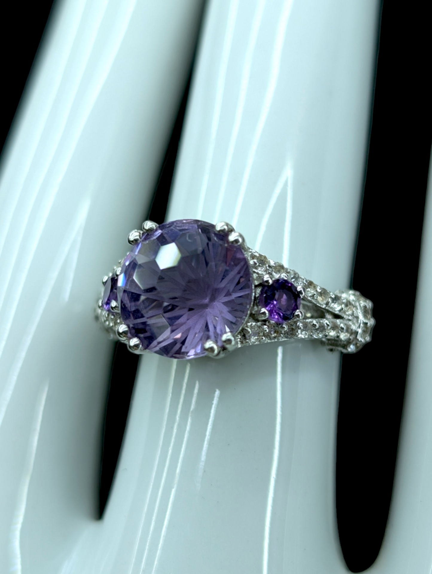 Vintage Stunning 3.9 Carat Concave Checkerboard Cut Genuine Amethyst and White Topaz Filigree Sterling Silver Ring