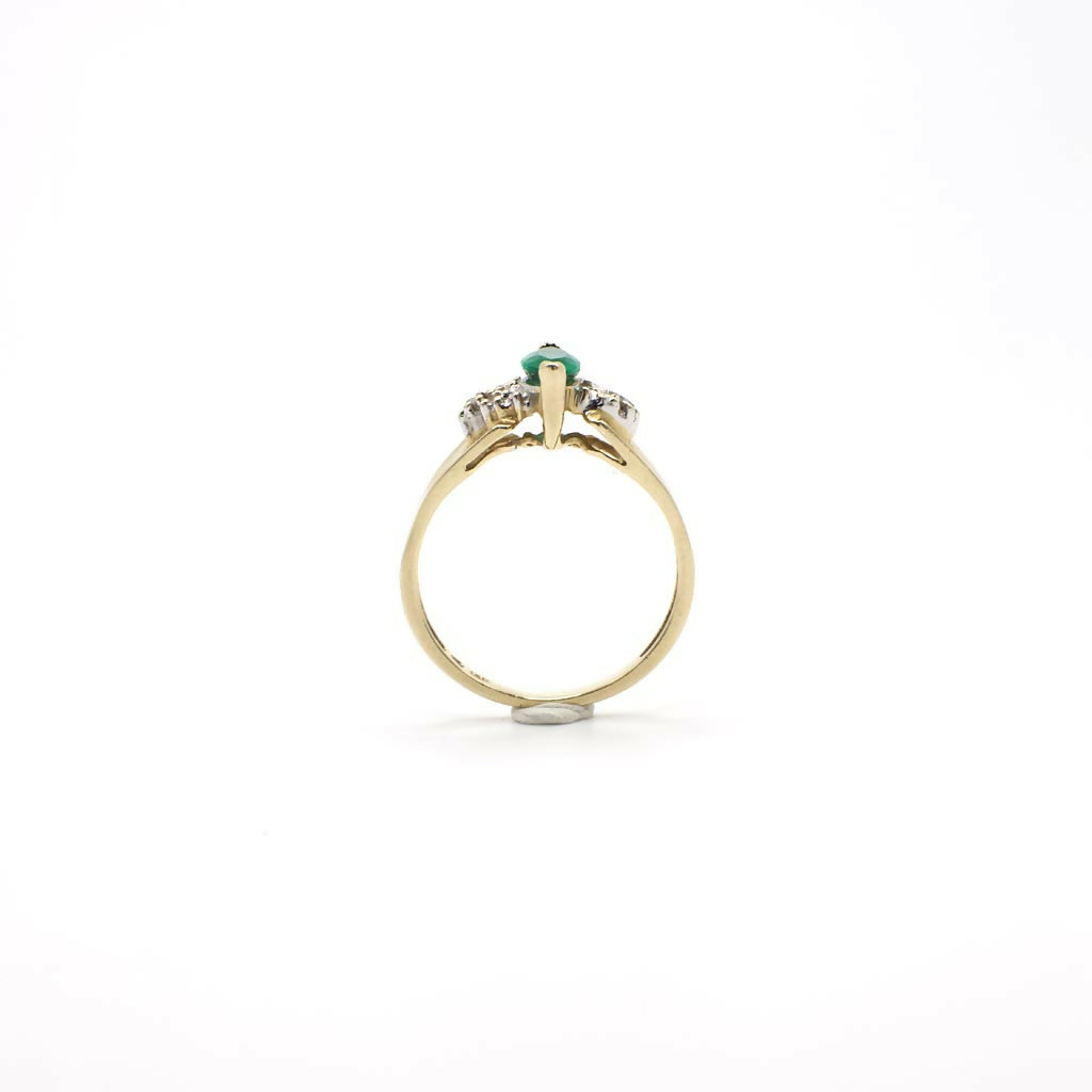 Vintage 14K Yellow Gold and Genuine Diamond and Emerald Ring