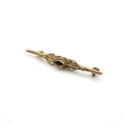 Vintage Simulated Onyx and Gold Tone Pin