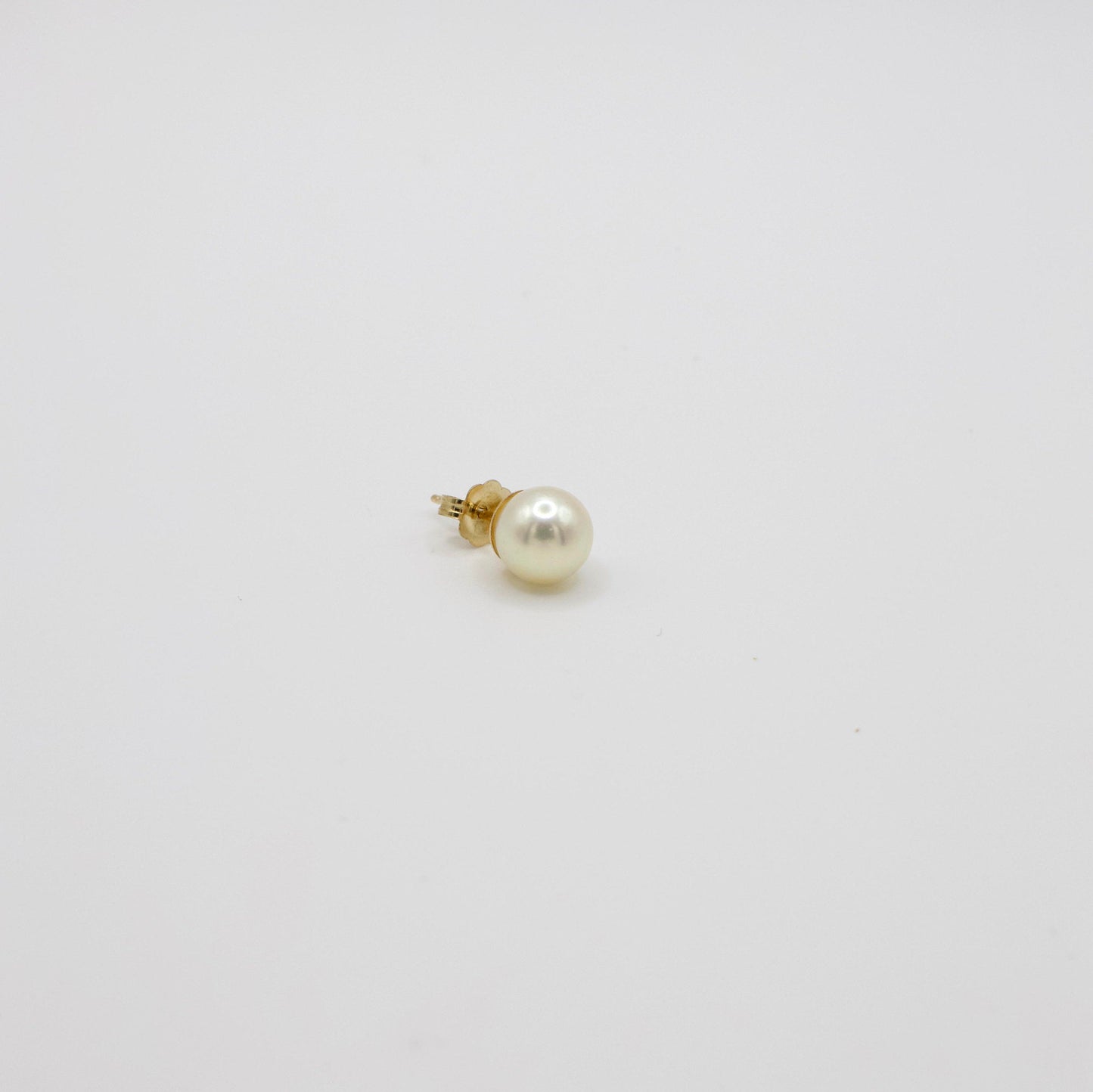 Vintage 14K Yellow Gold Pearl Single Stud Earring