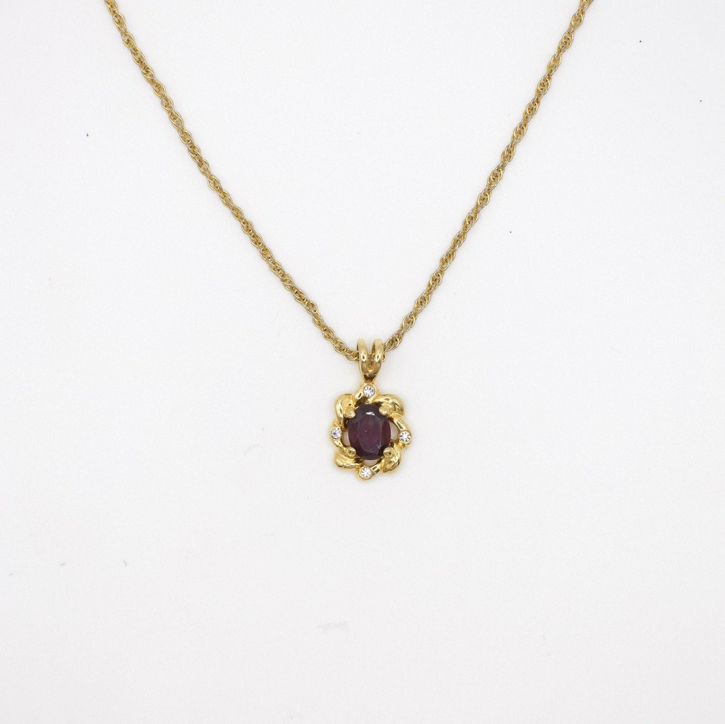 Vintage Genuine Garnet and Gold Tone Necklace