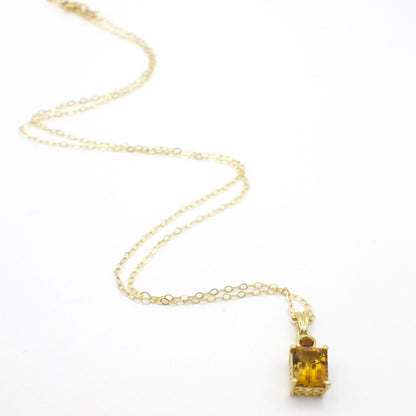 Vintage Genuine Marialite and Citrine Gold Tone Pendant Necklace