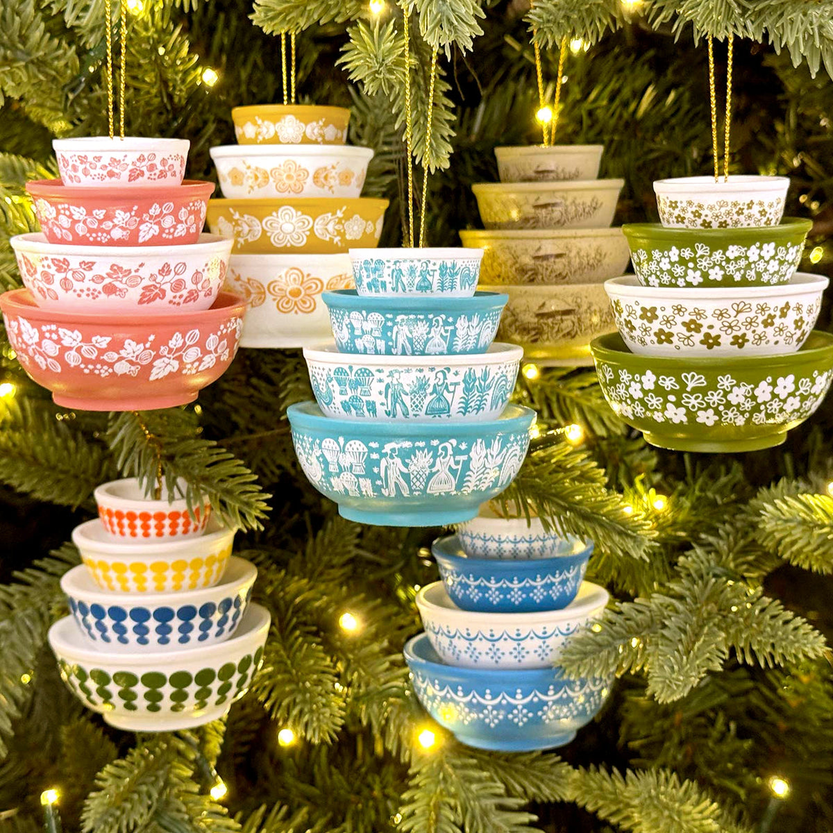 Mini Pyrex-Inspired Bowl Ornament | Retro Christmas Tree Decor