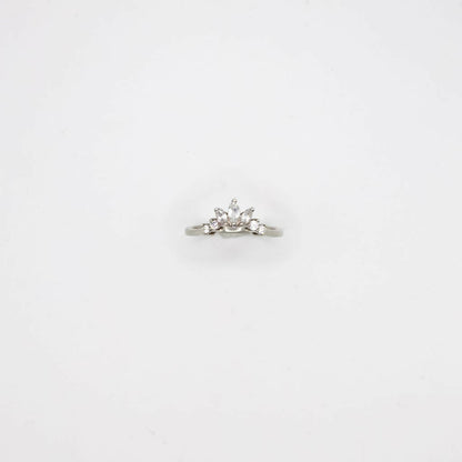 Vintage Genuine White Topaz and Sterling Silver Contour Band Ring
