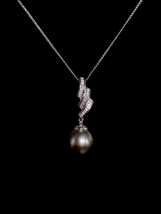 Vintage 12.5mm Genuine Tahitian Pearl and Diamond 14k White Gold Pendant