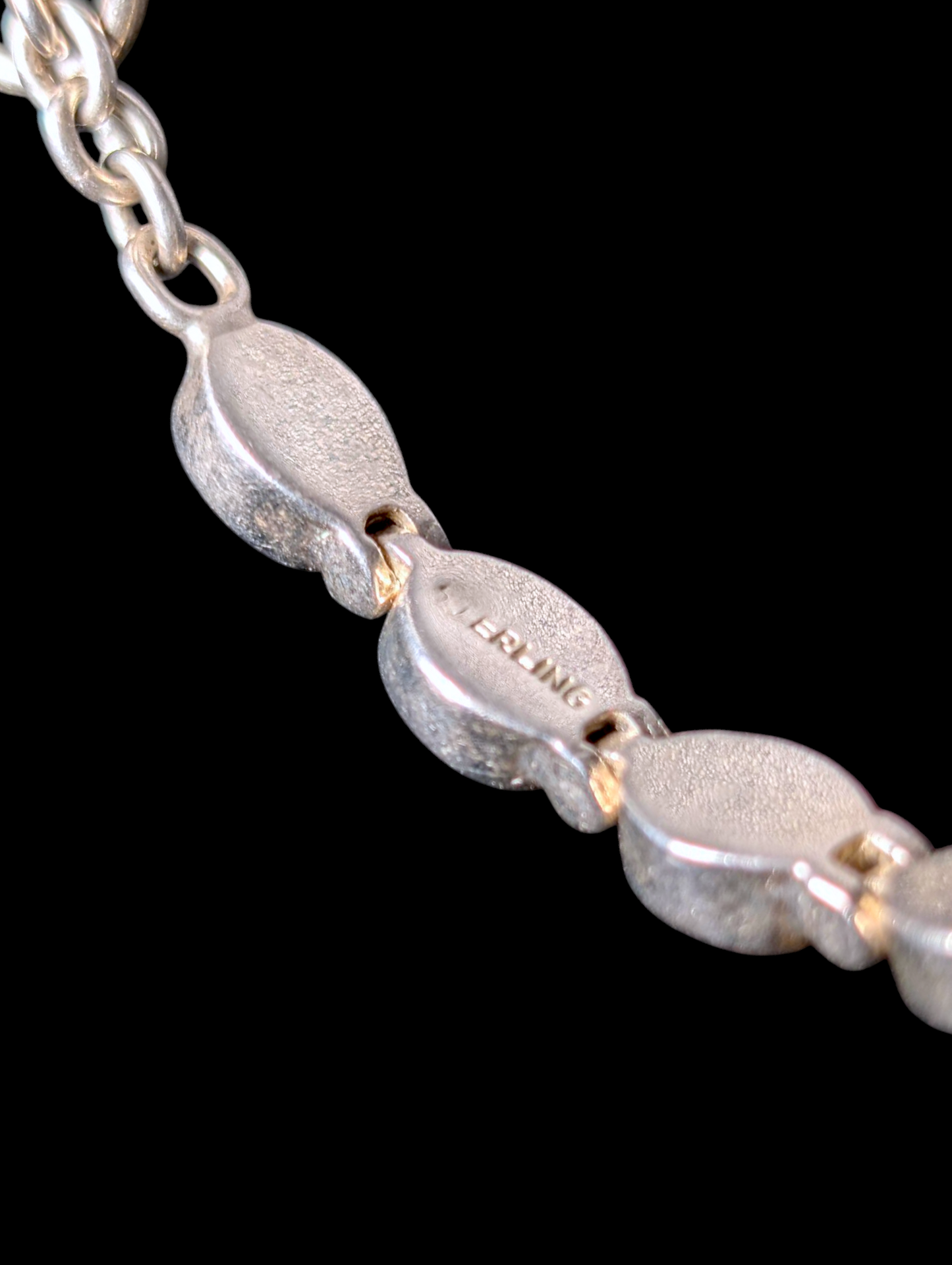 Vintage Oval Cut Bezel Set Genuine Striated Ethiopian Opal Sterling Silver Toggle Bracelet
